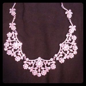 NWT stunning necklace.
